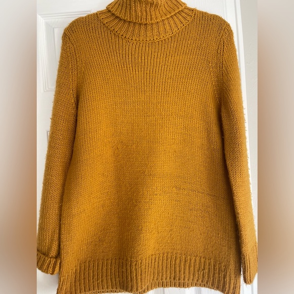 Forever 21 Chunky Cowl Neck Wool Knit Sweater - Picture 3 of 10